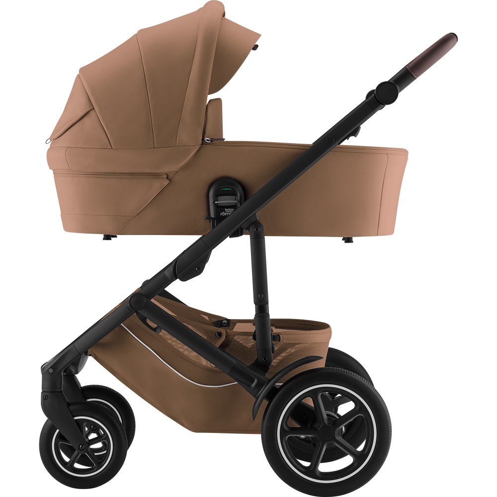 04_SMILE_5Z_WarmCaramel_MattBlack_BrownHandle_01_HardCarrycot_2025_72dpi_2000x2000.png