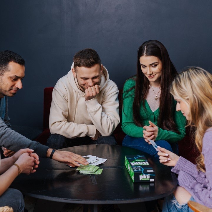 Gra Trefl - Pikti 02079