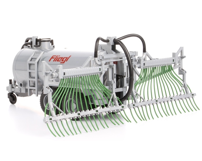 Przyczepa cysterna Fliegl + zraszacz