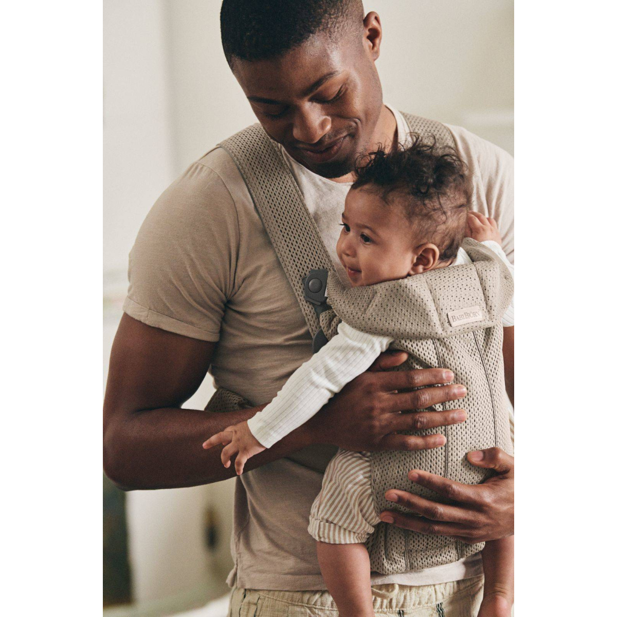 BABYBJORN NOSIDŁO MINI 3D MESH GREY BEIGE