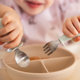 1665/03 SZTUĆCE ZE STALI NIERDZEWNEJ BEŻOWY