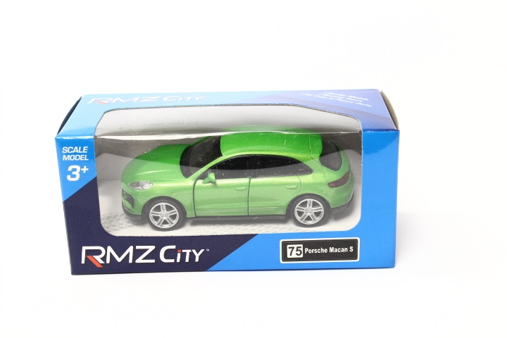 Model RMZ Porsche Macan S Green K-887 18874