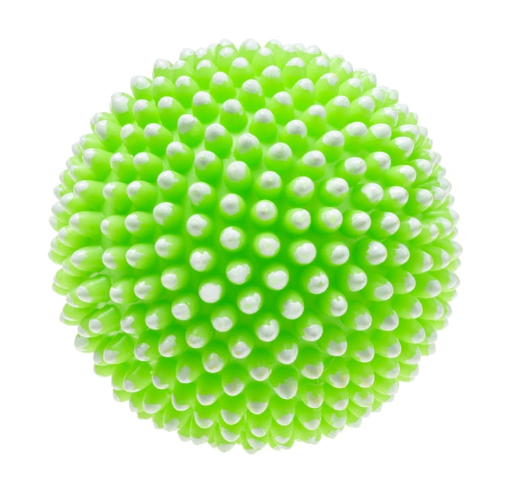 Piłka z kolcami piszcząca 9,5cm 215 72152