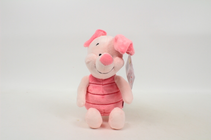 DISNEY Prosiaczek 25cm 587-2703