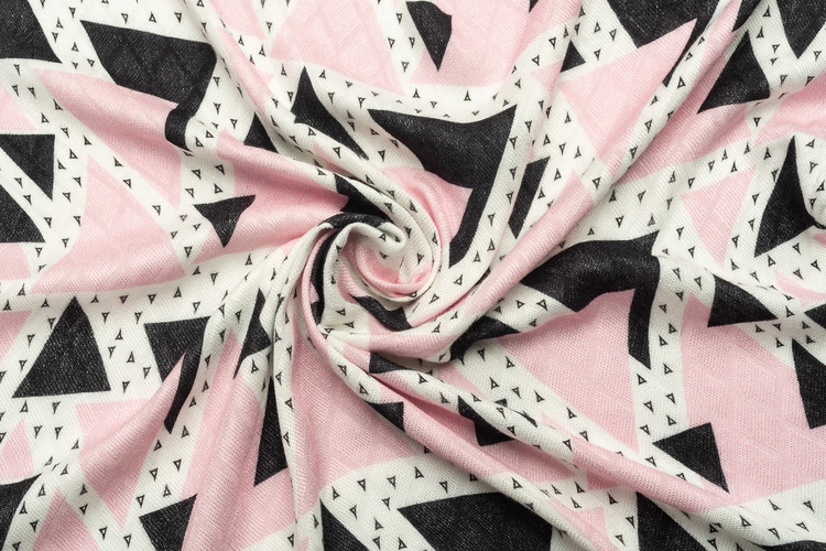 PIELUCHA BAMBUS TRÓJKĄT RÓŻOWY 75x75