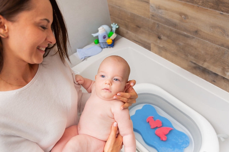 WKŁAD DO WANIENKI MAXI NIEBIESKI