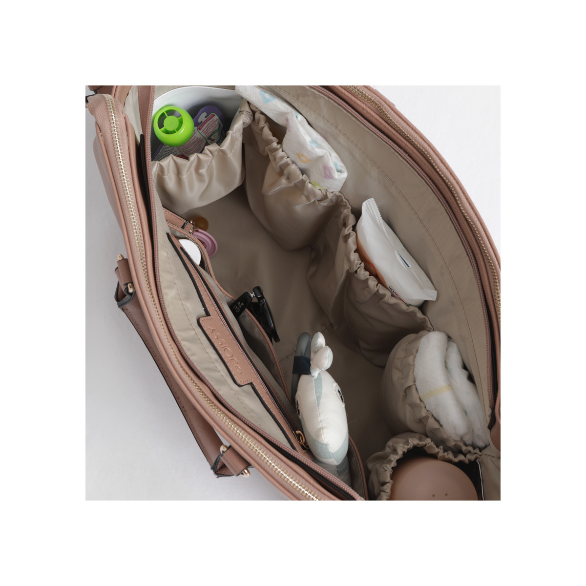 JOISSY TORBA CARLA CARMEL