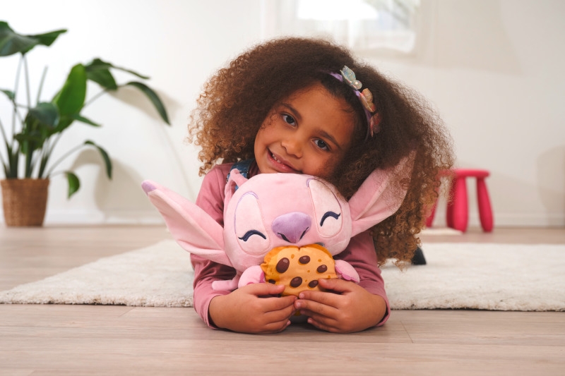 DISNEY Angel z ciastkiem 25cm 587-0519