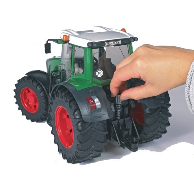 BRUDER TRAKTOR FENT 936 VARIO