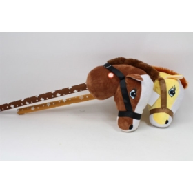 GŁOWA KONIA NA KIJU