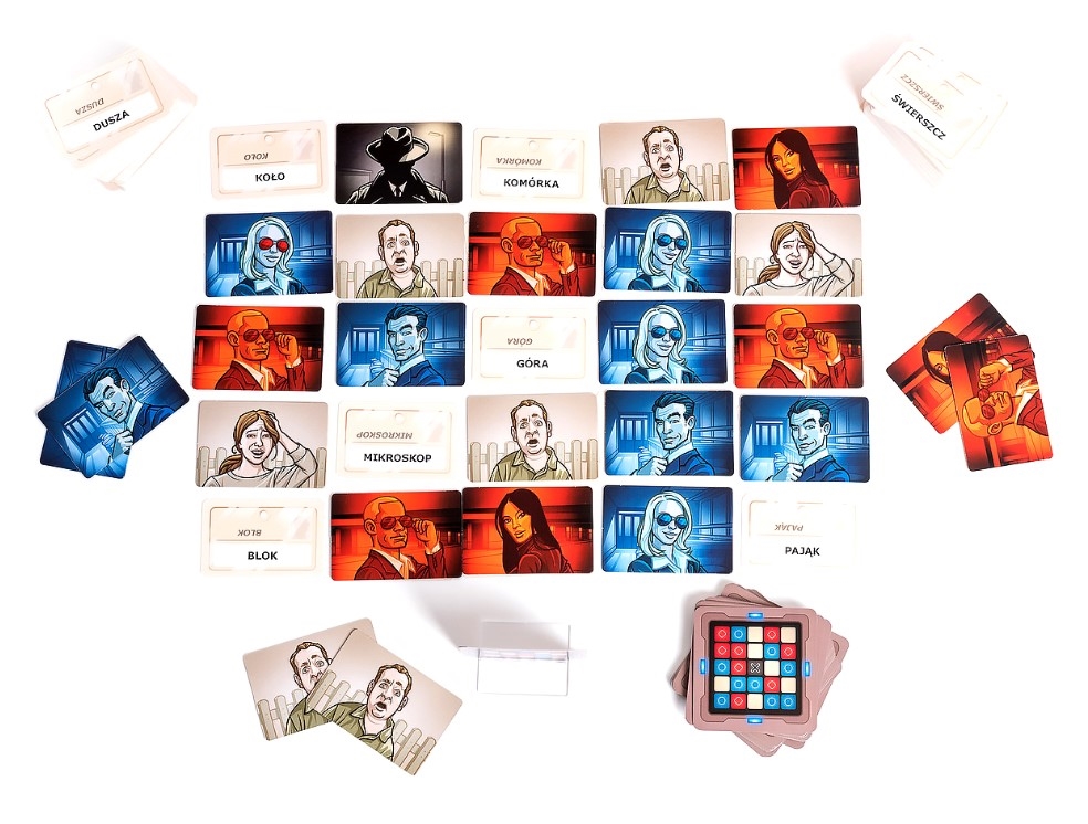 Rebel gra Tajniacy 27672