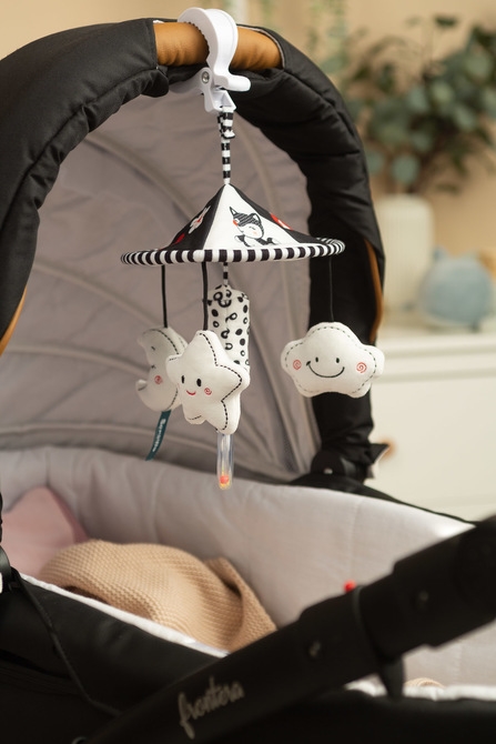 BLACK&WHITE KARUZELA DO WÓZKA GWIAZDKA