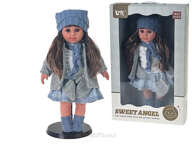 Lalka w zimowym ubranku 35cm