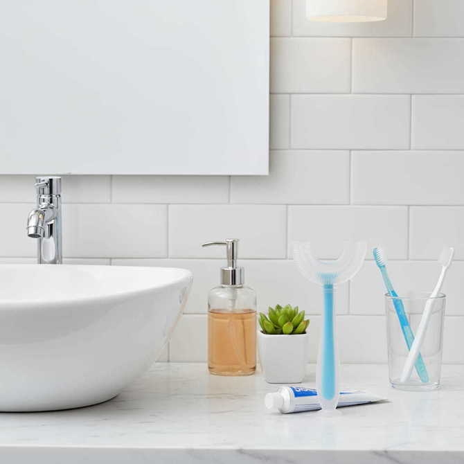 2452 ŁYŻECZKA SILIKONOWA NIEBIESKA BL245