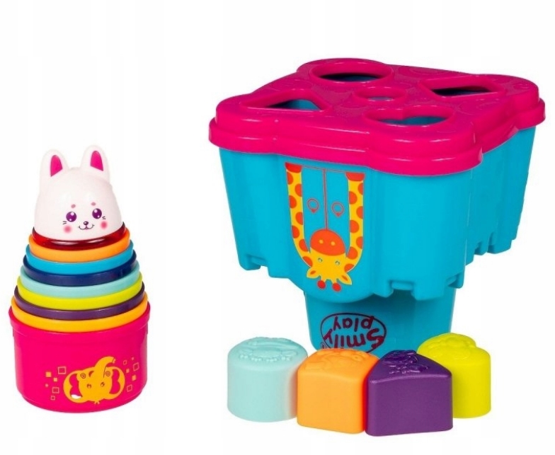 ZAMEK KRÓLICZK PIRAMIDKA