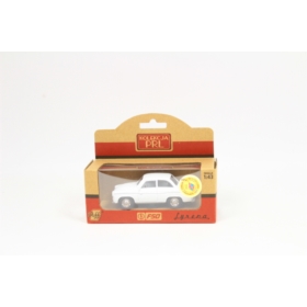 Model PRL Syrena 104 biały K-576 15767