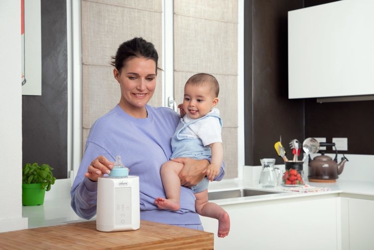 CHICCO PODGRZEWACZ SAMOCHODOWY