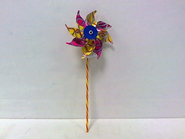 WIATRAK 16 CM