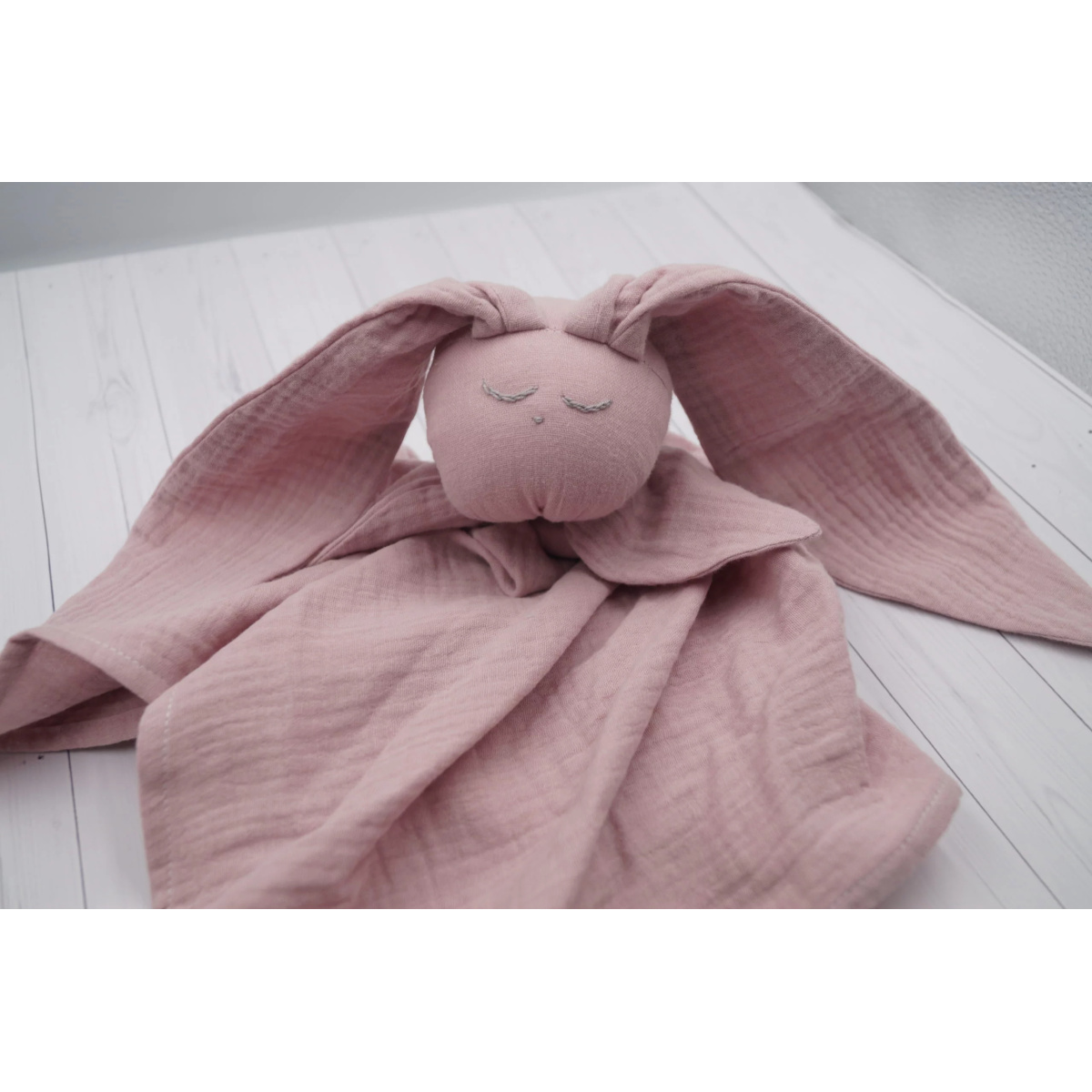 BABYINWORLD PIELUCHA MUŚLINOWA BUNNY RÓŻOWY