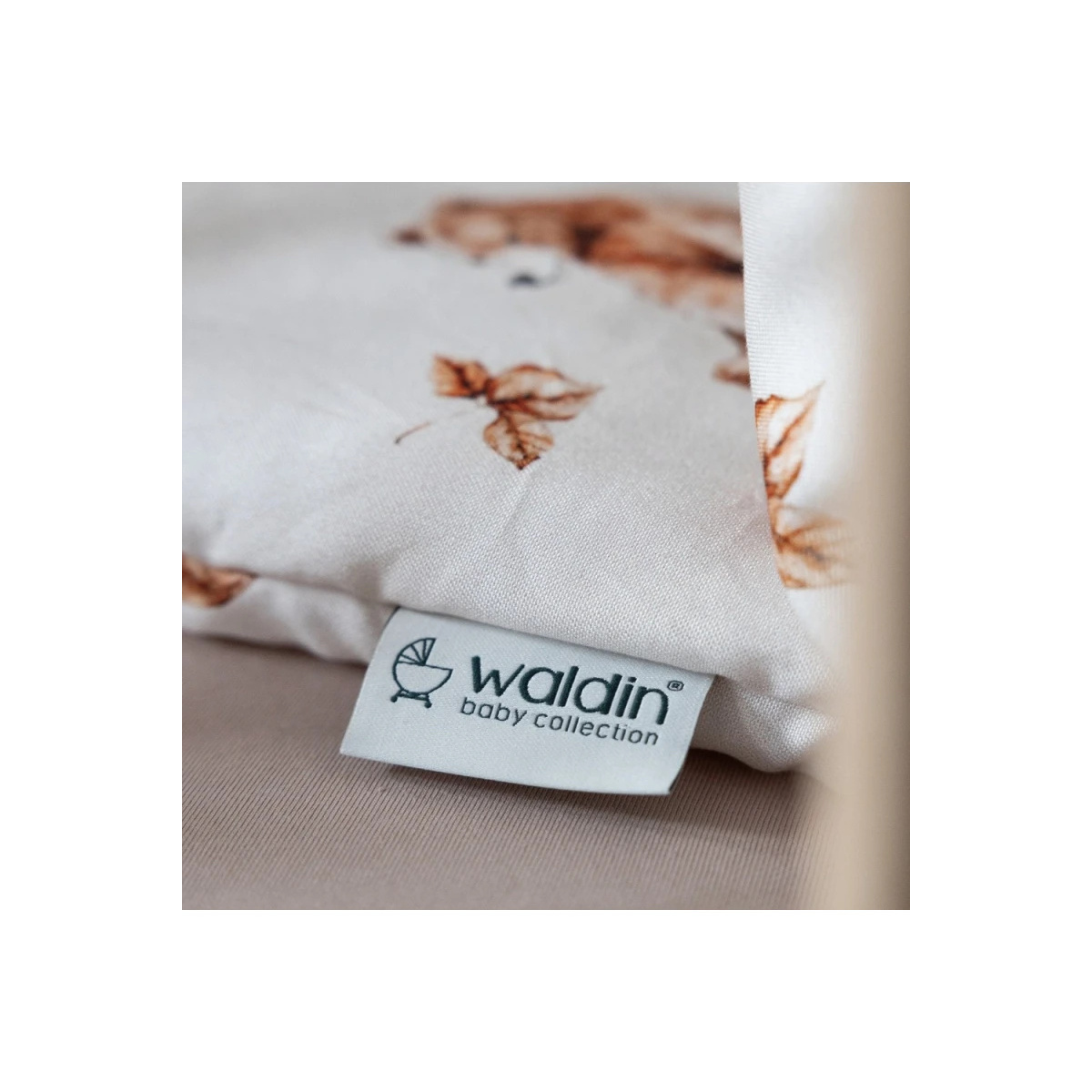 WALDIN PODUSZKA NIEDŹWIADKI BIAŁA 60X40