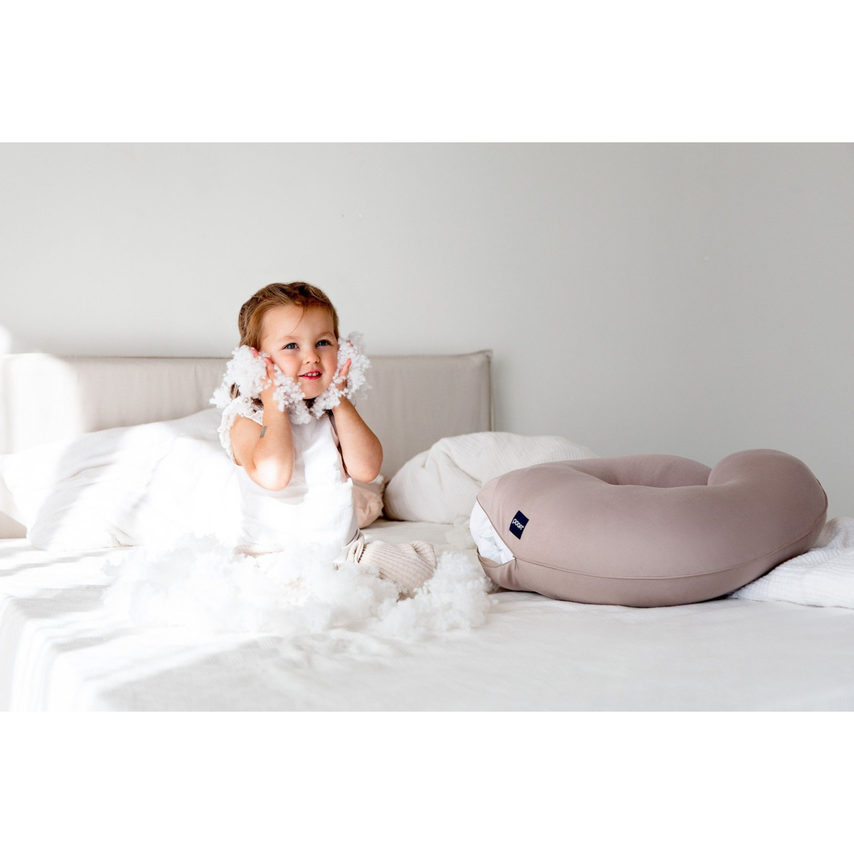 POOFI PODUSZKA DO KARMIENIA ORGANIC CZEKOLADA