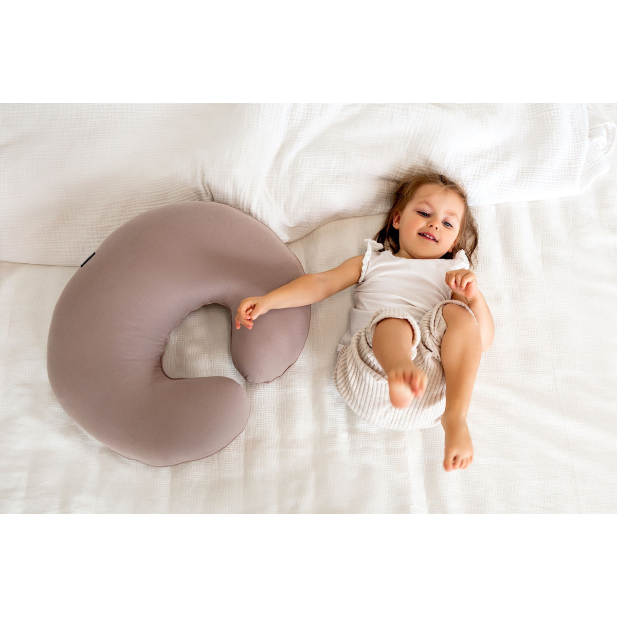 POOFI PODUSZKA DO KARMIENIA ORGANIC CZEKOLADA