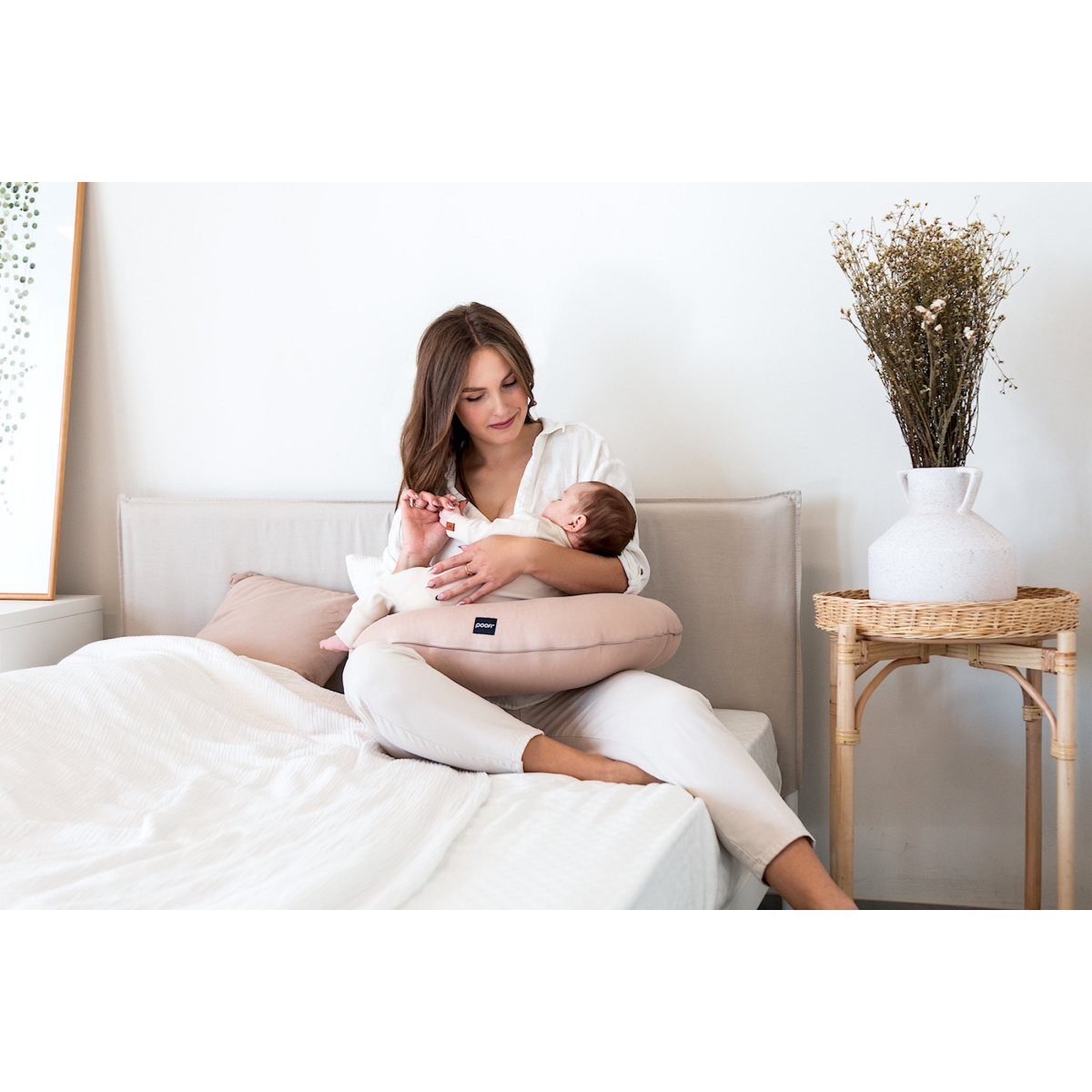 POOFI PODUSZKA DO KARMIENIA ORGANIC NUGAT