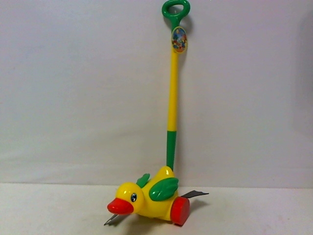 JEŻDŹIK KACZĄTKO Z RĄCZKĄ