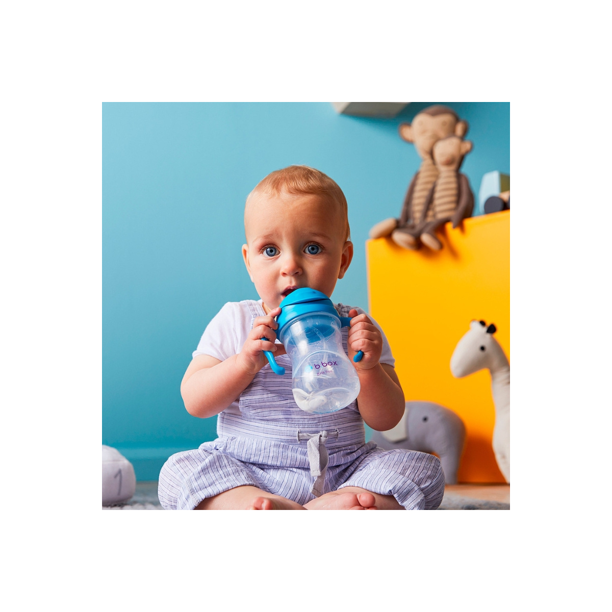 B.BOX BIDON ZE SŁOMKĄ 240ML KOBALTOWY