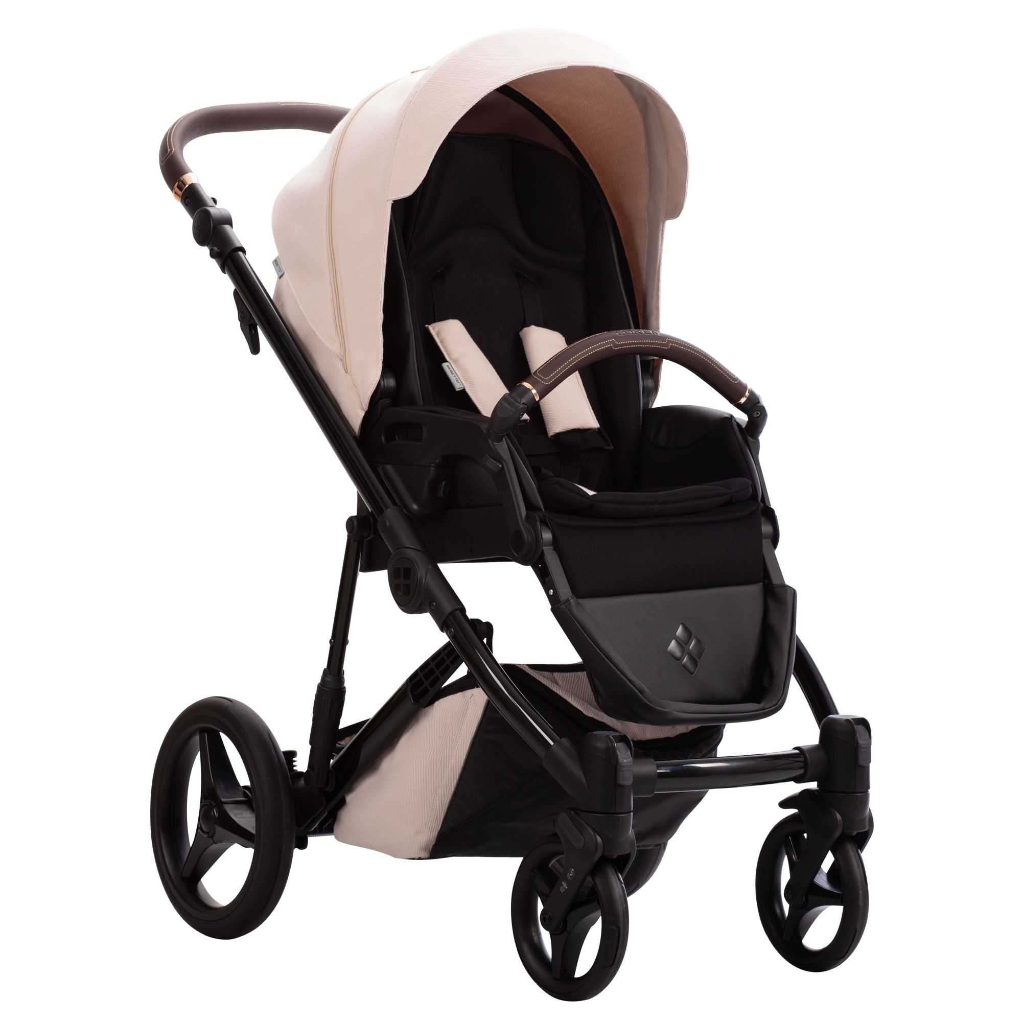 CYB_23_EU_y090_CloudT_COBI_Plus_Recline_print_medium.jpg