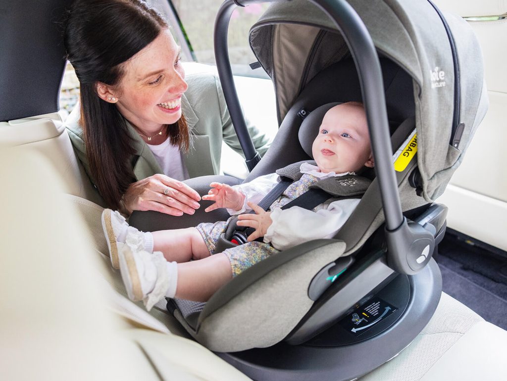 joie-baby-fotelik-i-spin-xl-lifestyle (17)-jpeg_compressed.JPEG